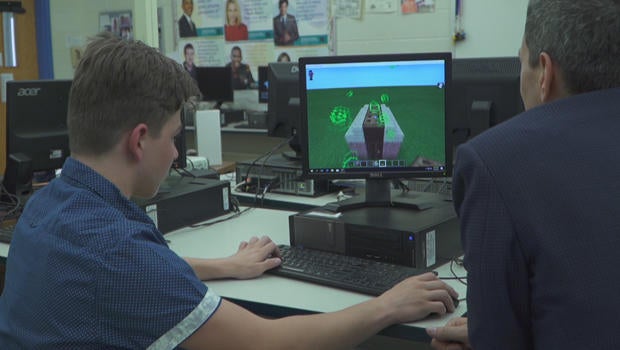 Mining lessons from the blockbuster game Minecraft - CBS News