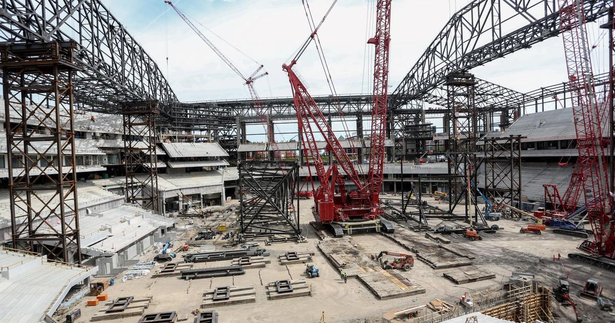 Globe Life Field Construction Reaches Topping Out Ceremony