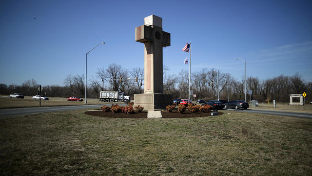 Constitutionality Of Memorial Cross For WWI Military Fallen  In Maryland Debated 