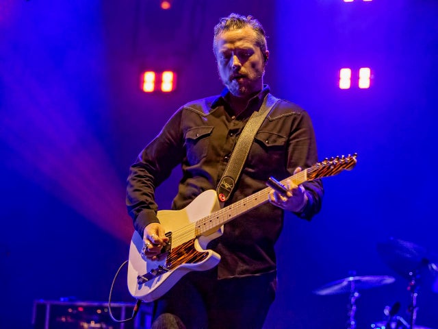jason-isbell-and-the-400-unit-huntington-bank-pavilion-june-15-2019-c2a3273.jpg 