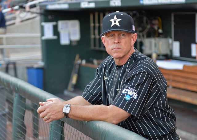 College World Series - Virginia v Vanderbilt - Game One 