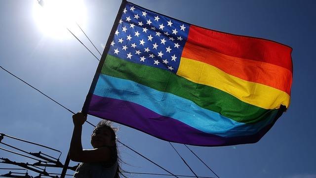 cbsn-fusion-2020-democratic-candidates-show-support-for-lgbtq-community-thumbnail-1880416-640x360.jpg 