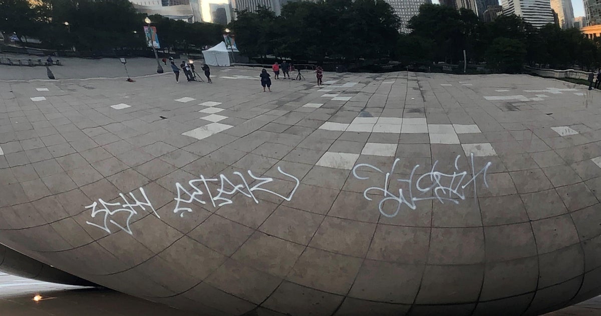 Chicago's iconic "Bean" sculpture vandalized CBS News