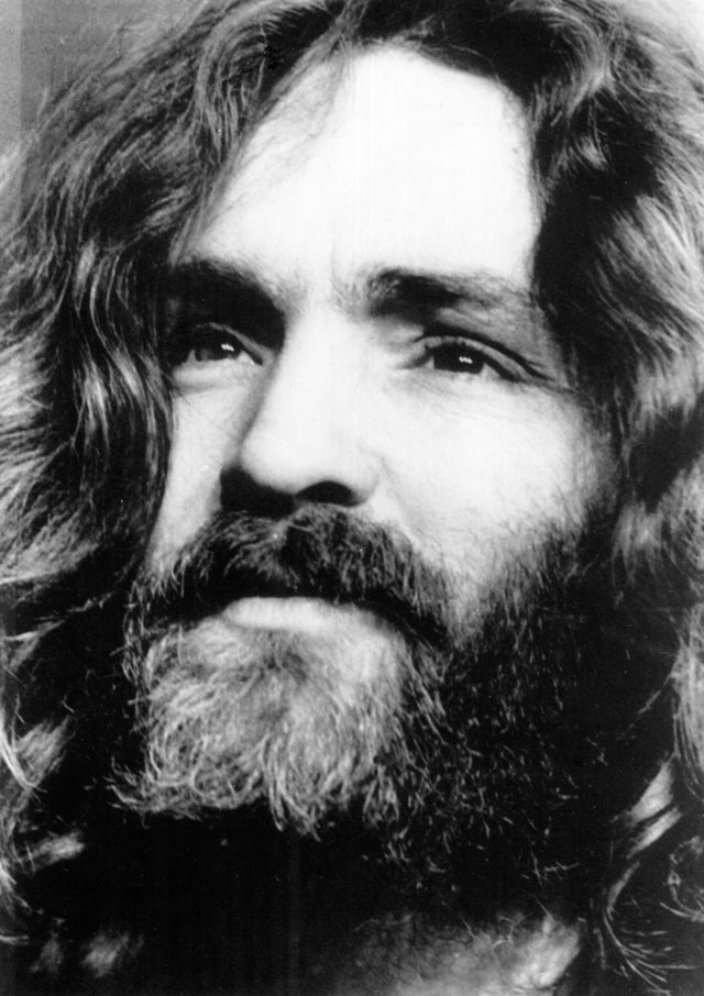 ●MURDER MANSIN Manson Family members involved in the Tate-LaBianca murders