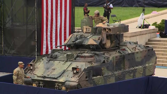 washington-dc-4th-of-july-parade-tanks.jpg 