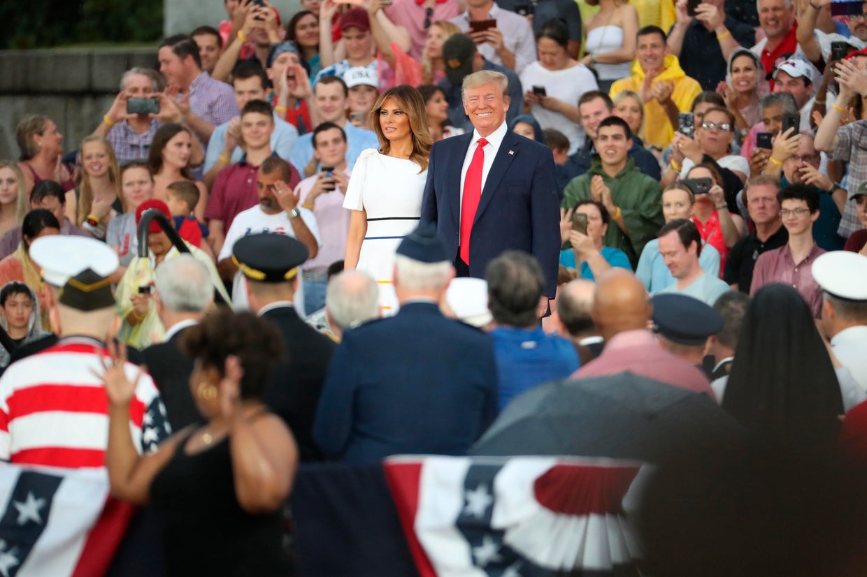 trumps 4th of july crowd
