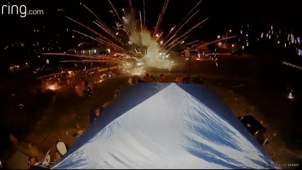 POCKET FIREWORKS 12VO_frame_90 