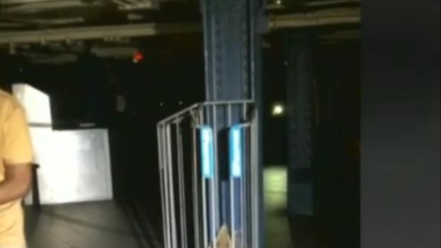 cbsn-fusion-massive-power-outage-puts-new-york-city-in-the-dark-for-several-hours-thumbnail-1890876-640x360.jpg 