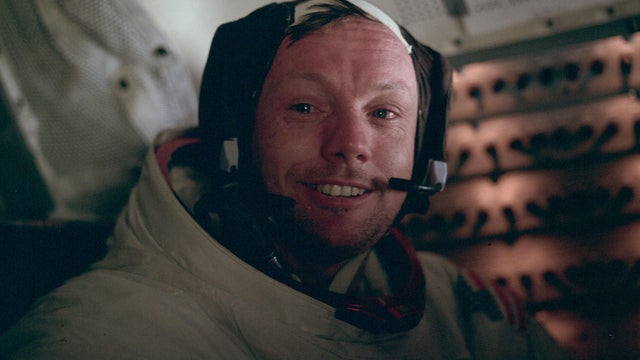 apollo-armstrong.jpg 
