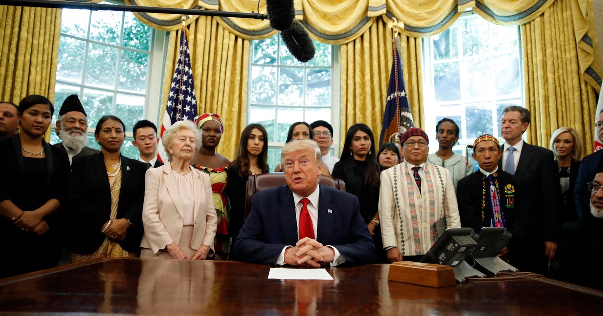Trump meets with persecuted religious minorities at White House ahead ...