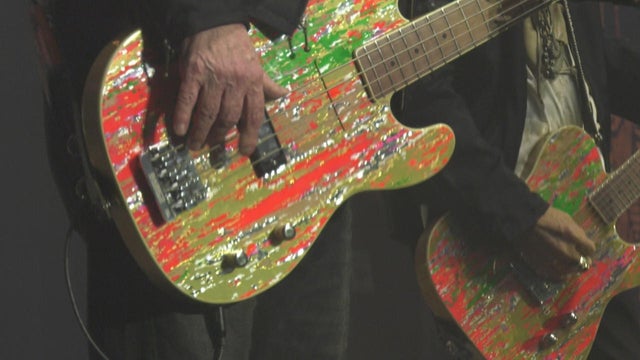 zz-top-guitars-promo.jpg 