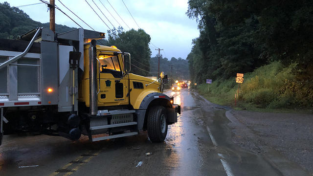 sandy-creek-road-flooding.jpg 