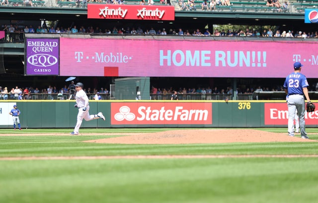 Daniel Vogelbach home run 