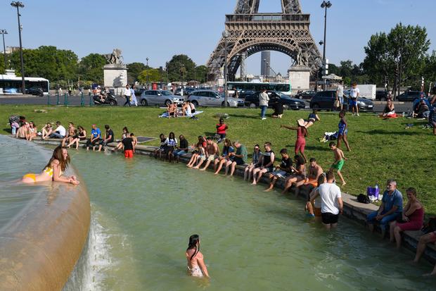 FRANCE-EUROPE-CLIMATE-WEATHER-HEAT 