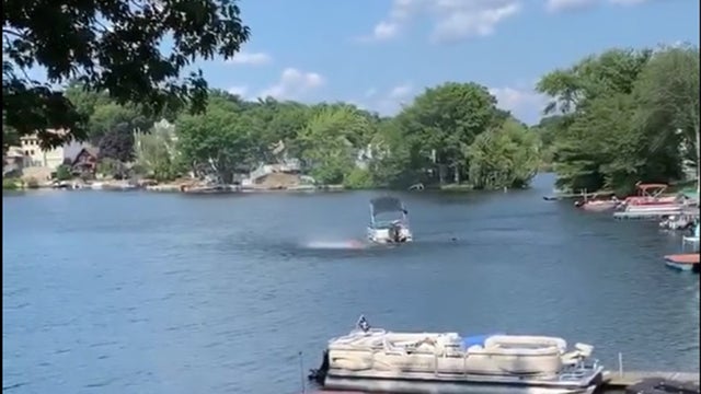 lake-quinsagmond-boat.jpg 