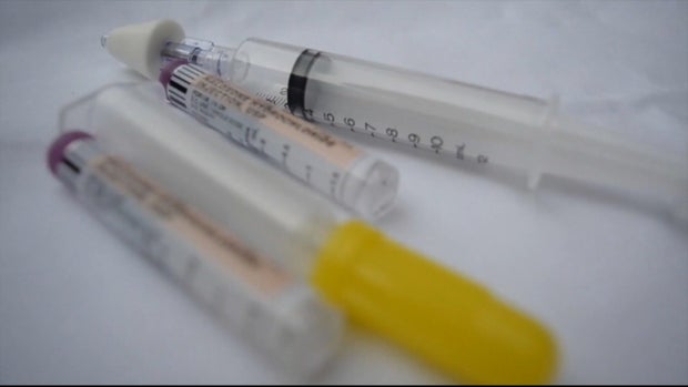 NALOXONE PRESSER 5VO_frame_449 