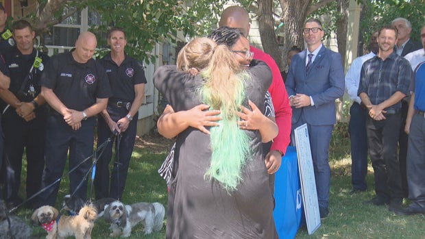 DFD RESCUE REUNION 5PKG_frame_2089