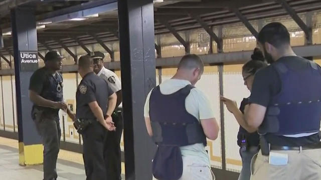 utica-avenue-subway-stabbing.jpg 