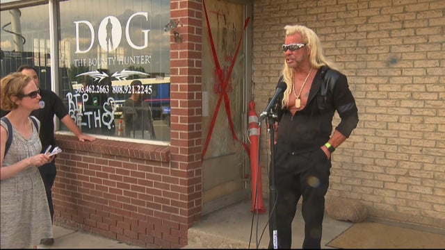 DOG-BOUNTY-BURGLARY-5SOTO_frame_20.jpg 