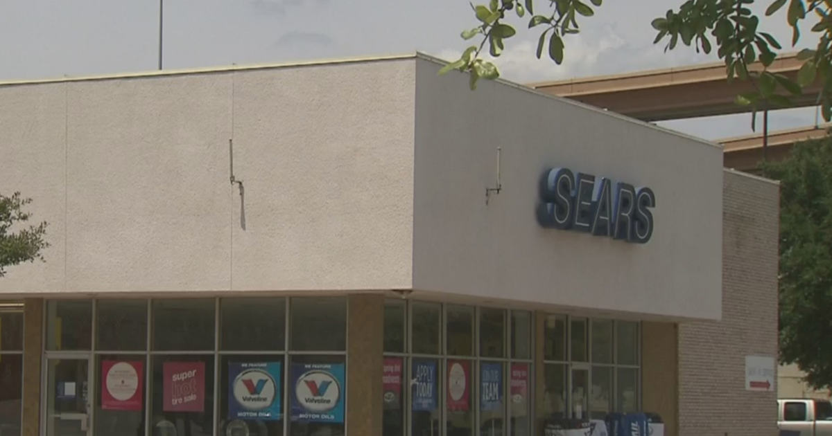 Sears Closing In Hurst's North East Mall - CBS Texas