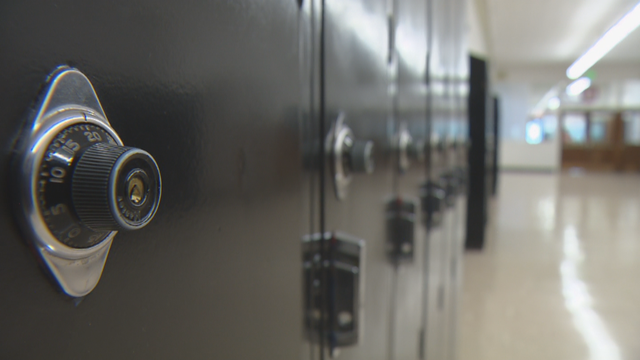 SAFE 2 TELL EVENT 5PKG.transfer_frame_52 