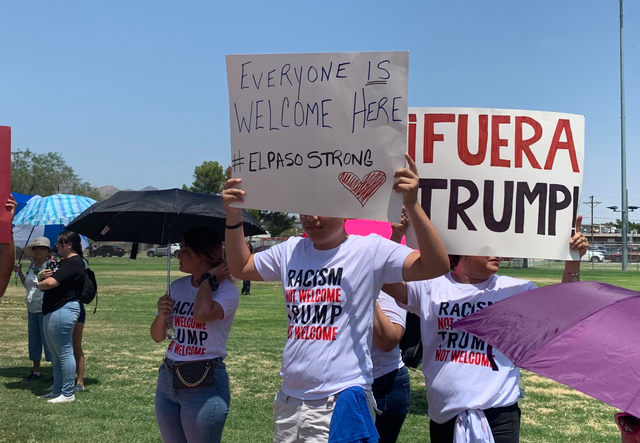 Trump protestors in El Paso 