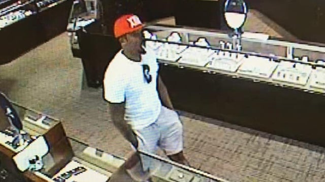 roseville-theft-suspect.jpg 