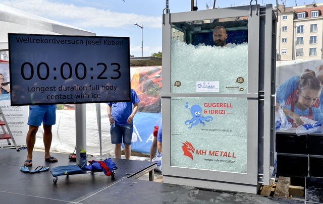 AUSTRIA-ICE-CUBES-RECORD-ATTEMPT 