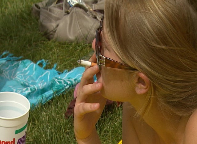 TOBACCO SALES AGE 5VO_frame_480 