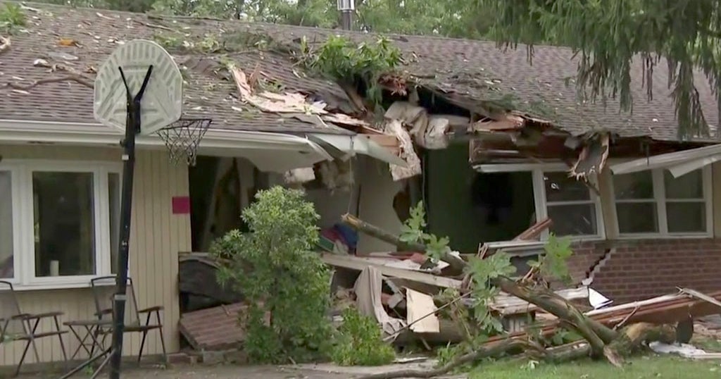 Dump Truck Crashes Into House In New Jersey, Driver Seriously Injured ...