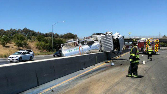 SEWAGE-TRUCK-CRASH.jpg 