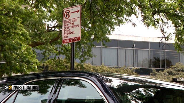 No_Parking_Sign_0822.jpg 