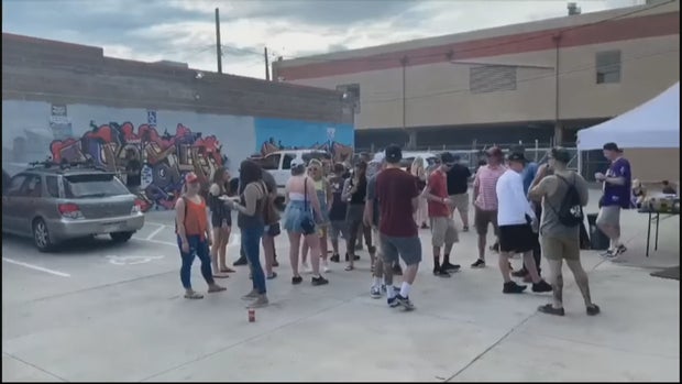 SOBER TAILGATE 9PKG_frame_845 