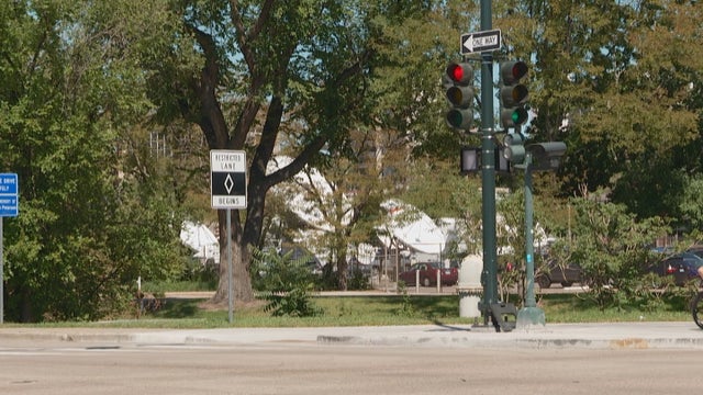 RED LIGHT CAMERAS 10PKG_frame_1737 