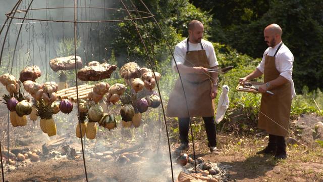 Open Fire Cooking Tips - Chef Francis Mallmann Interview