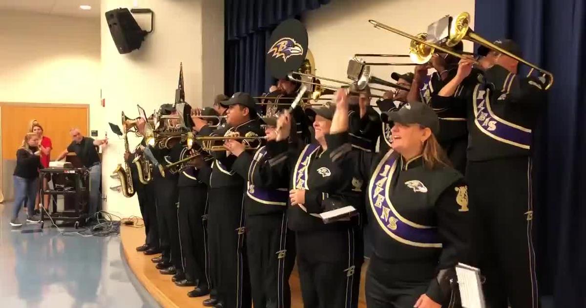 Purple Friday Caravan﻿ surprises students, gets Flock revved up