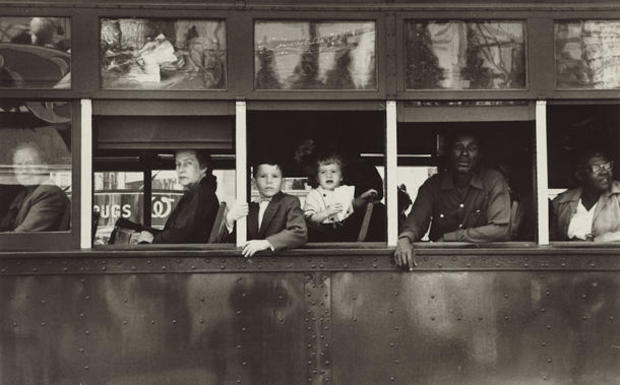 robert-frank-the-americans-trolley-new-orleans-1955-nga-610.jpg 