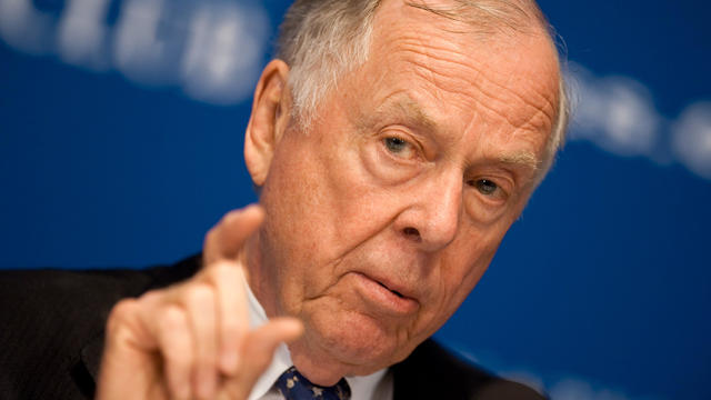 BP Capitol founder T. Boone Pickens participates in a debate on U.S. energy policy at the National Press Club in Washington on April 19, 2011. 