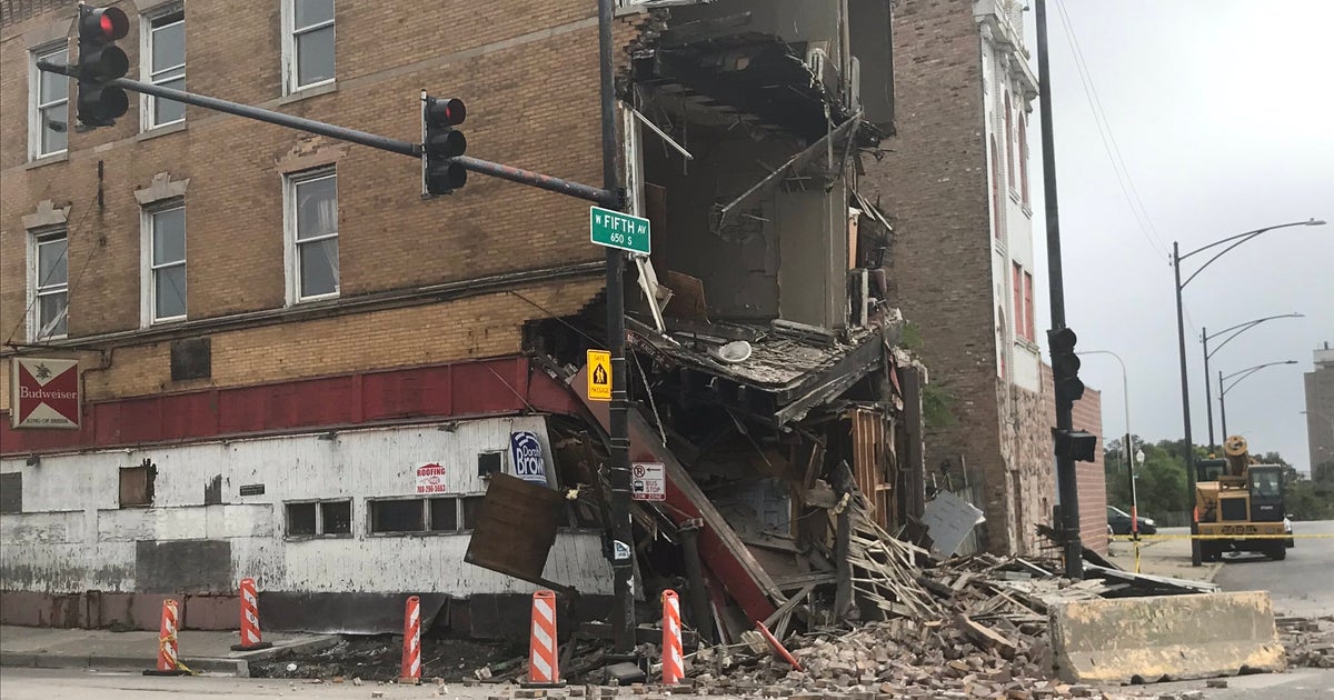 One Injured In Partial Building Collapse In West Garfield Park - CBS ...