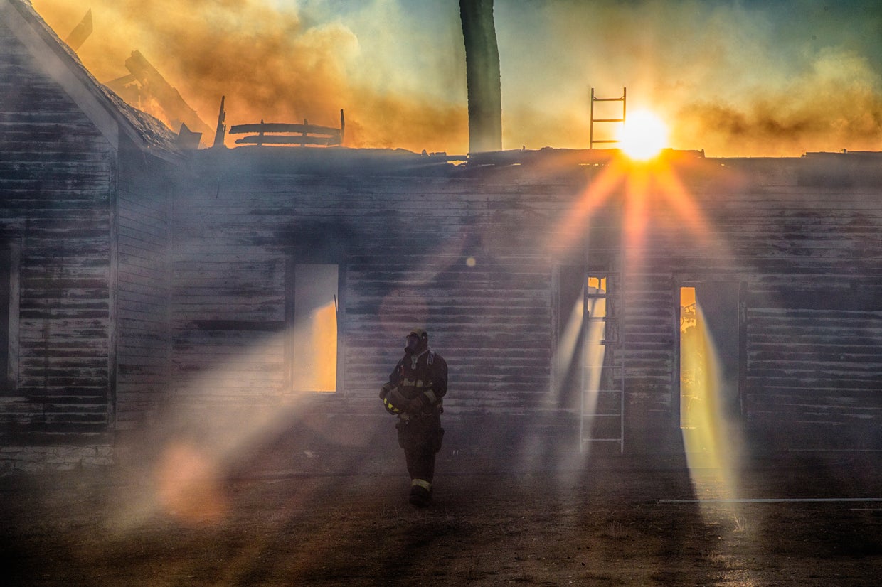Photos: Historic Midland Stage House In South Park Burns Down - CBS ...