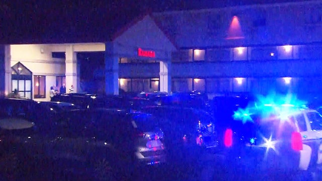 ramada.jpg 