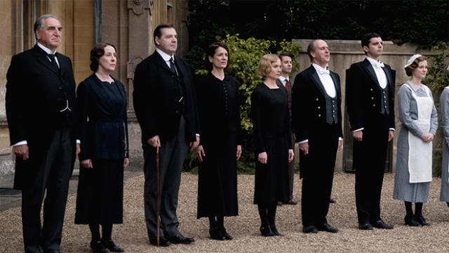 downton-abbey-movie-cast-members-focus-features.jpg 