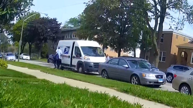 Mail_Carrier_Caught_On_Video_0919.jpg 