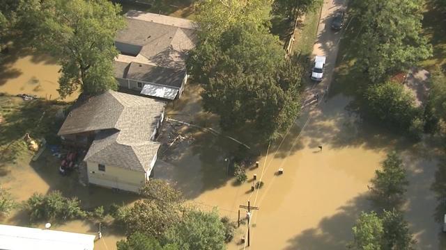 0921-satmo-texasflooding-1937944-640x360.jpg 
