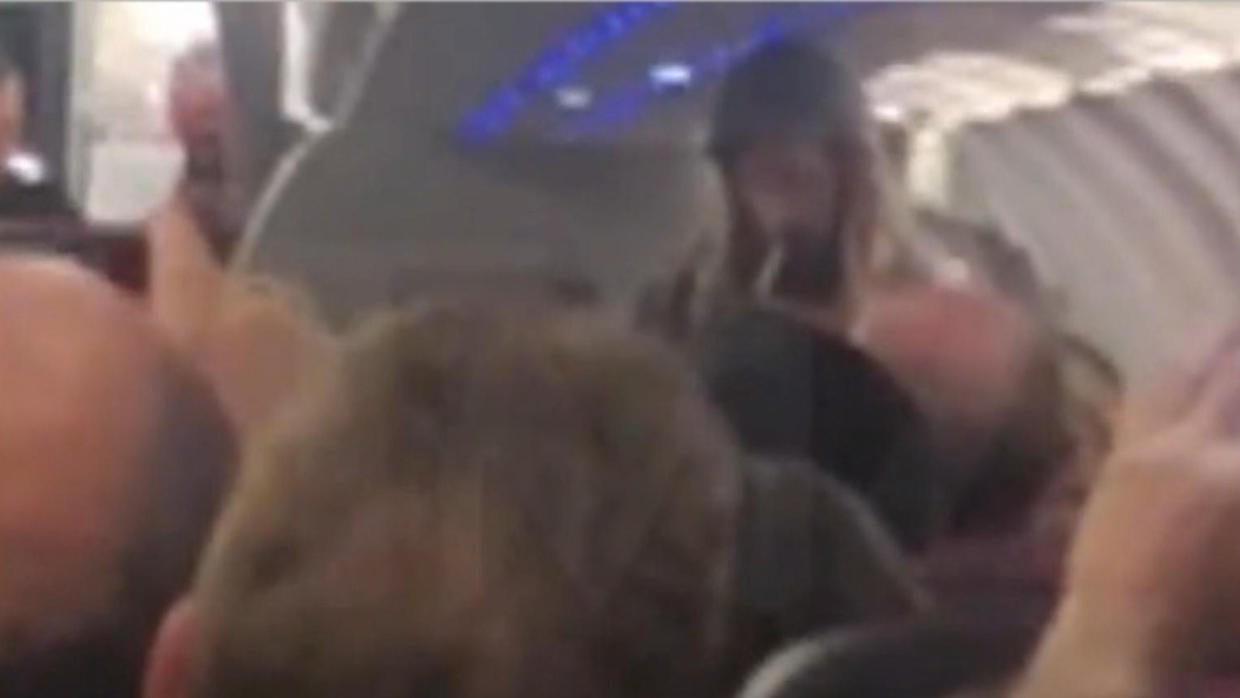 Passenger Yells Youre All Screwed On Flight Which Diverts To Denver