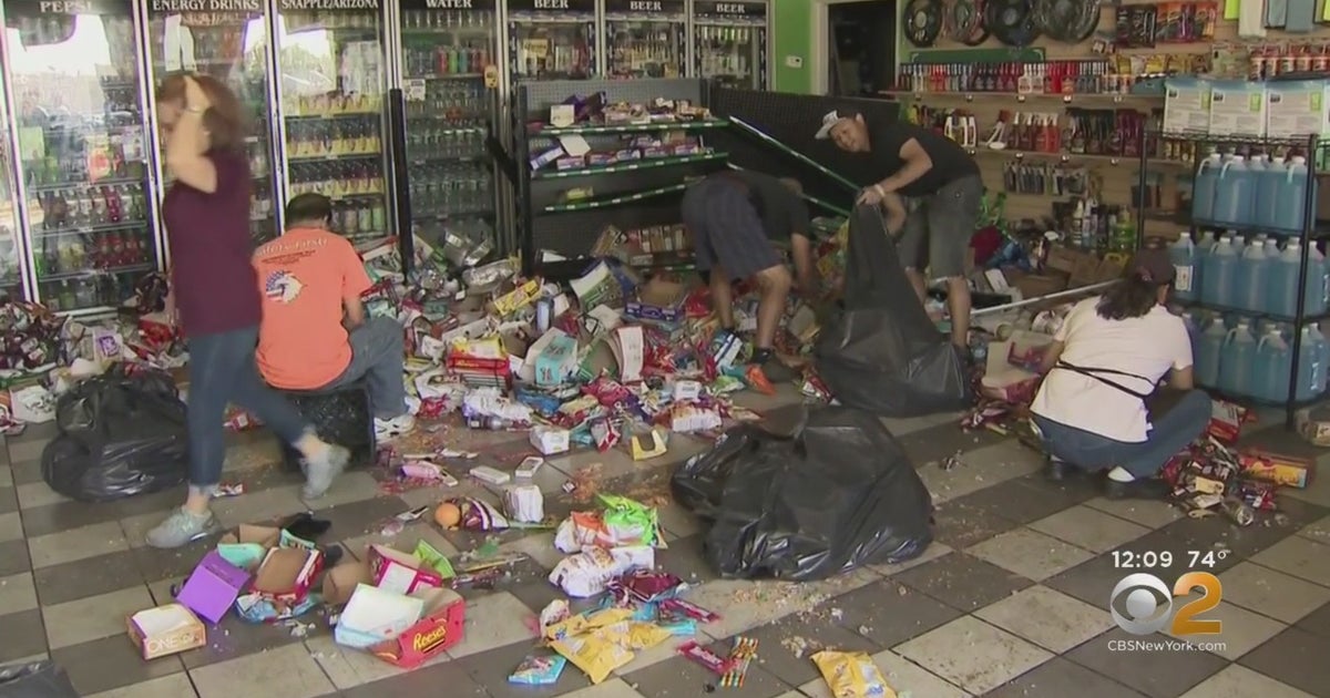 Car Smashes Into Convenience Store In Queens - CBS New York