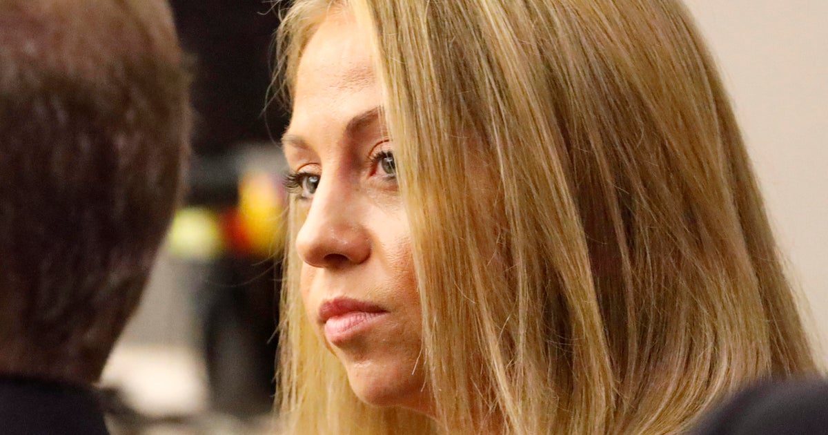 Amber Guyger trial: Judge blocks testimony that Dallas cop acted ...