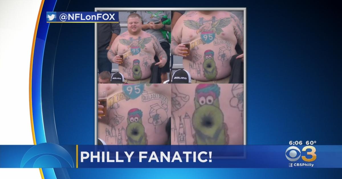 Philly fan with big Phanatic belly tattoo is a hometown hero