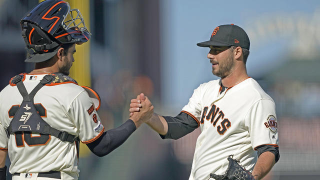 baseball-giants-sep26.jpg 