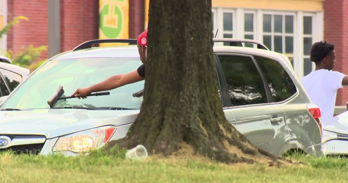 Mayor Meets With Business Leaders To Find Solution To Baltimore's